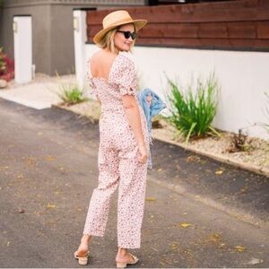 New Gal Meets Glam Floral print Jumpsuit Puff Sleeve Tie Belt Size 2